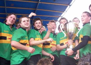 Bracknell RFC U18 Celebrating Win Biarritz