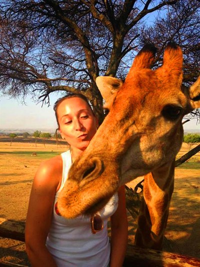  Netball Tour To South Africa Photo with a Giraffe